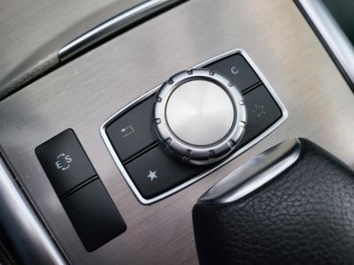 MERCEDES-BENZ E-OSZTÁLY E 200 Avantgarde (Automata) Napfénytető Ülésfűtés F1 váltó Bőr belső A legjobb áron!