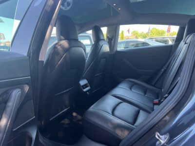TESLA MODEL 3 Standard Range Plus Aut 48e km. garanciális. mátrix LED. GYÖNYÖRŰ állapot!