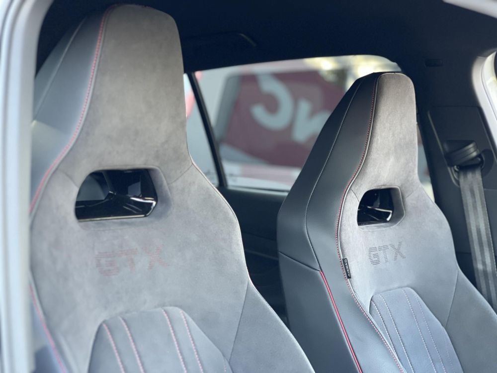 VOLKSWAGEN ID.4 GTX 4Motion 77kWh. 450 km hatótáv. masszázsülés. CarPlay