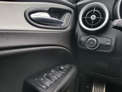 ALFA ROMEO STELVIO 2.2 D(Automata) Sprint LED Távtartó Sávtartó Navigáció Keyless Kamera Félbőr