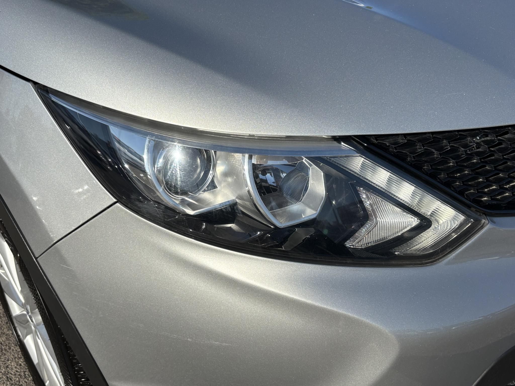 NISSAN QASHQAI 1.6 dCi Tekna 4WD 119e km. LED Tempomat Bluetooth Digitklíma MEGKÍMÉLT állapot!