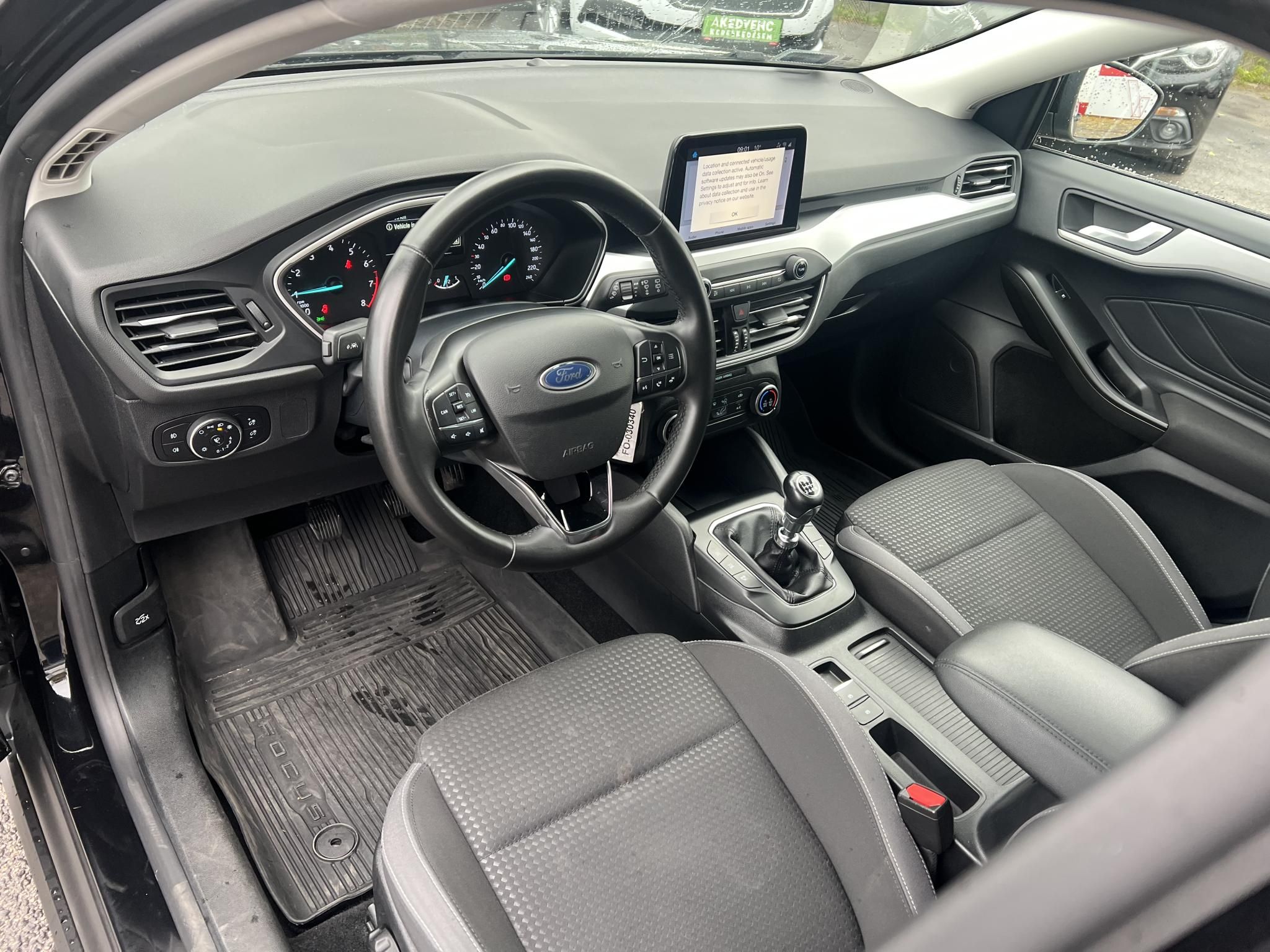 FORD FOCUS 1.0 EcoBoost Connected M.o.-i. 1.tul. Márkaszervizelt! Carplay