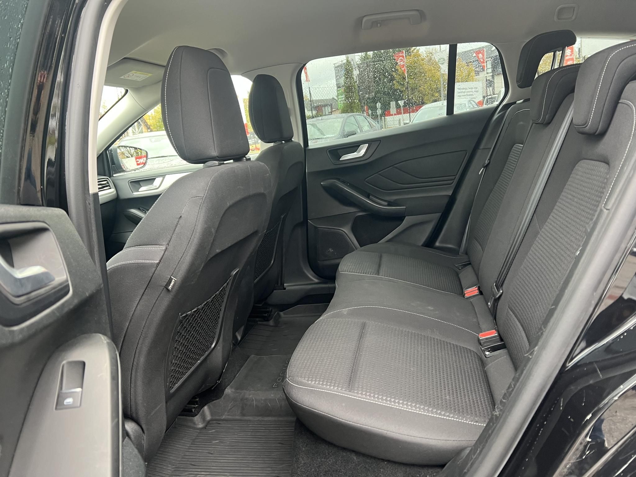 FORD FOCUS 1.0 EcoBoost Connected M.o.-i. 1.tul. Márkaszervizelt! Carplay