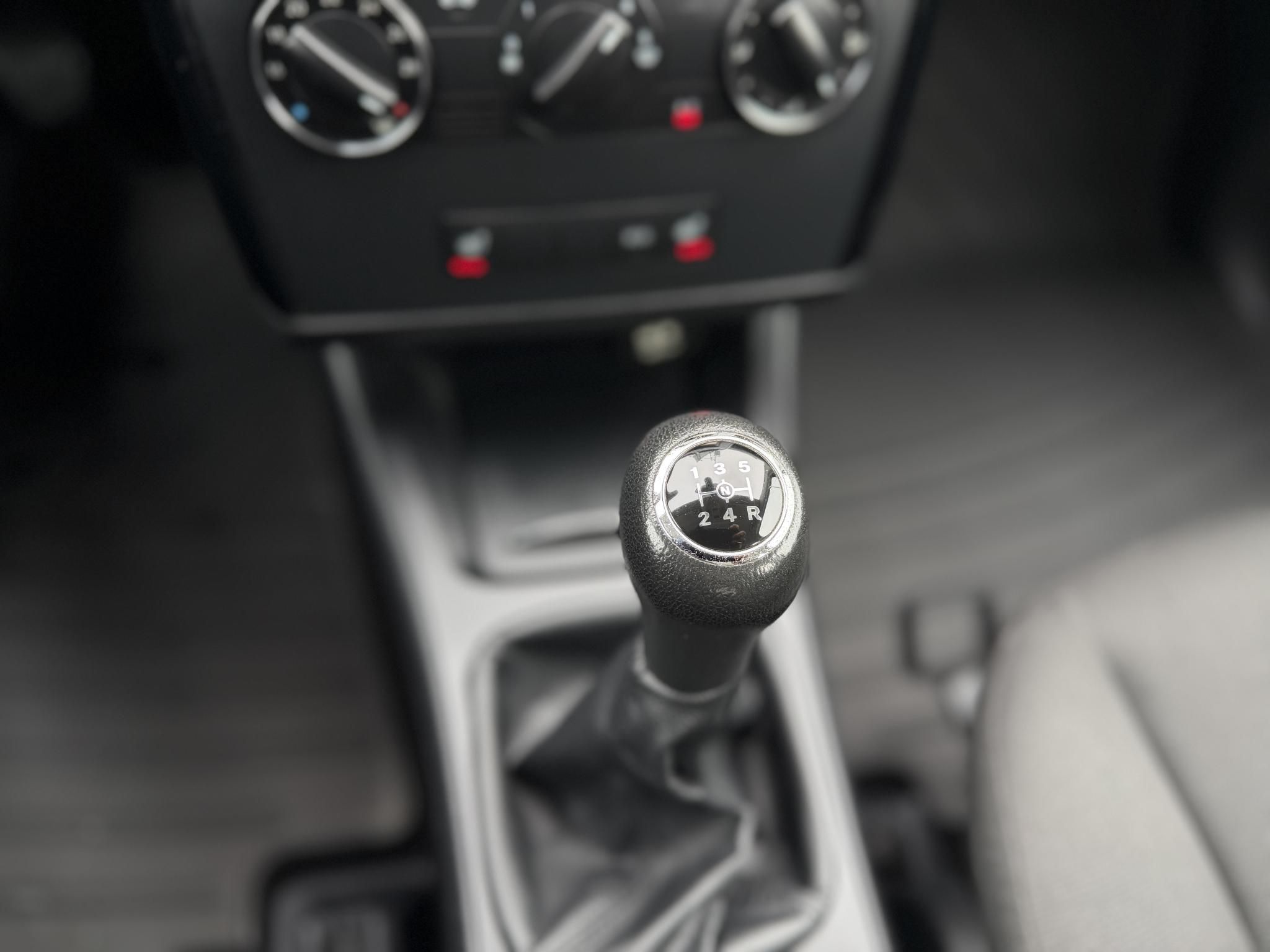 MERCEDES-BENZ A 180 BlueEFFICIENCY Elegance EURO5 156e km. megkímélt állapot. klíma ülésfűtés 2 gyári kulcs