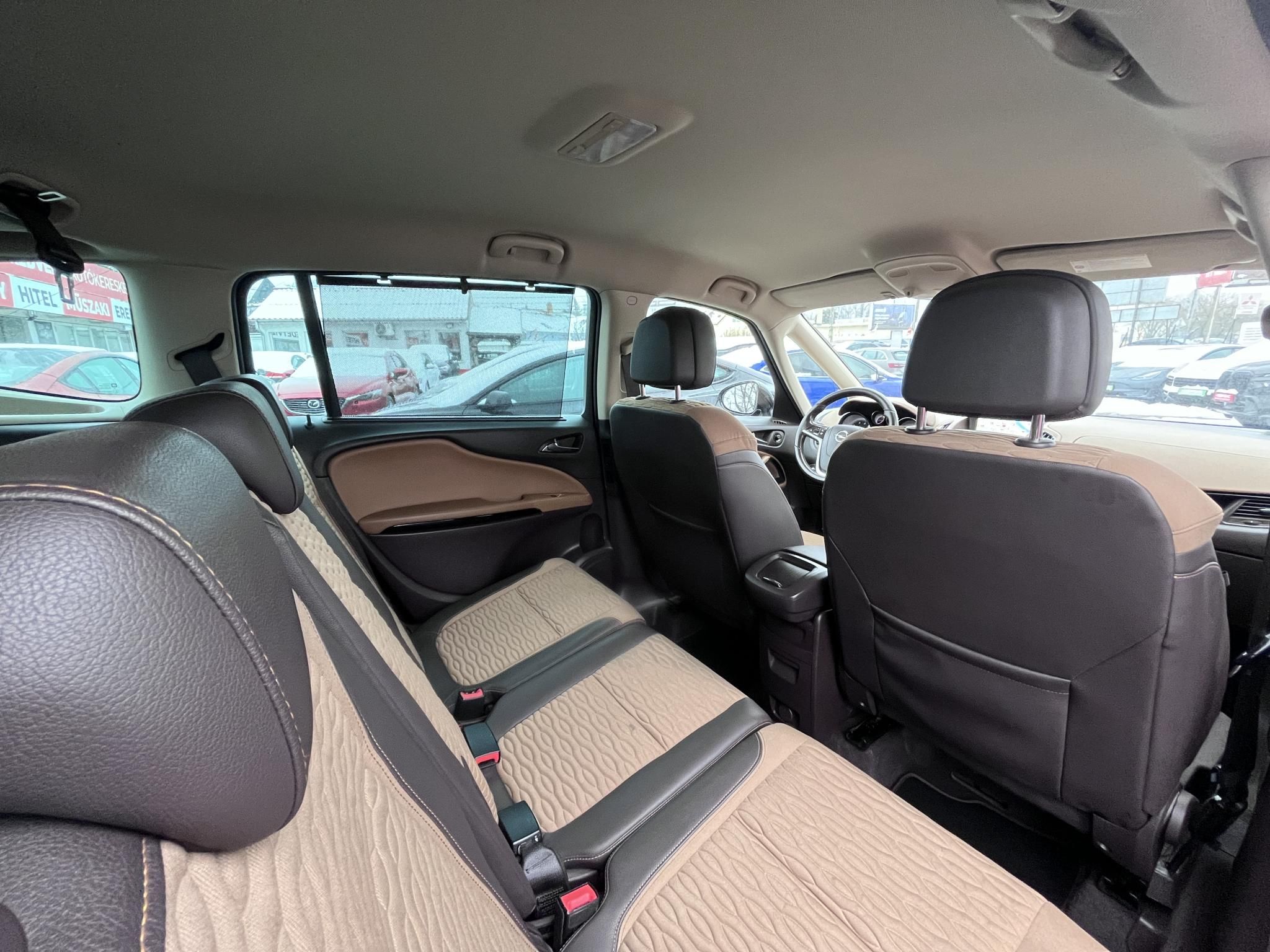 OPEL ZAFIRA TOURER 1.6 CDTI Edition (7 személyes ) Extra beltér! Klíma Tempomat Bluetooth Navi!