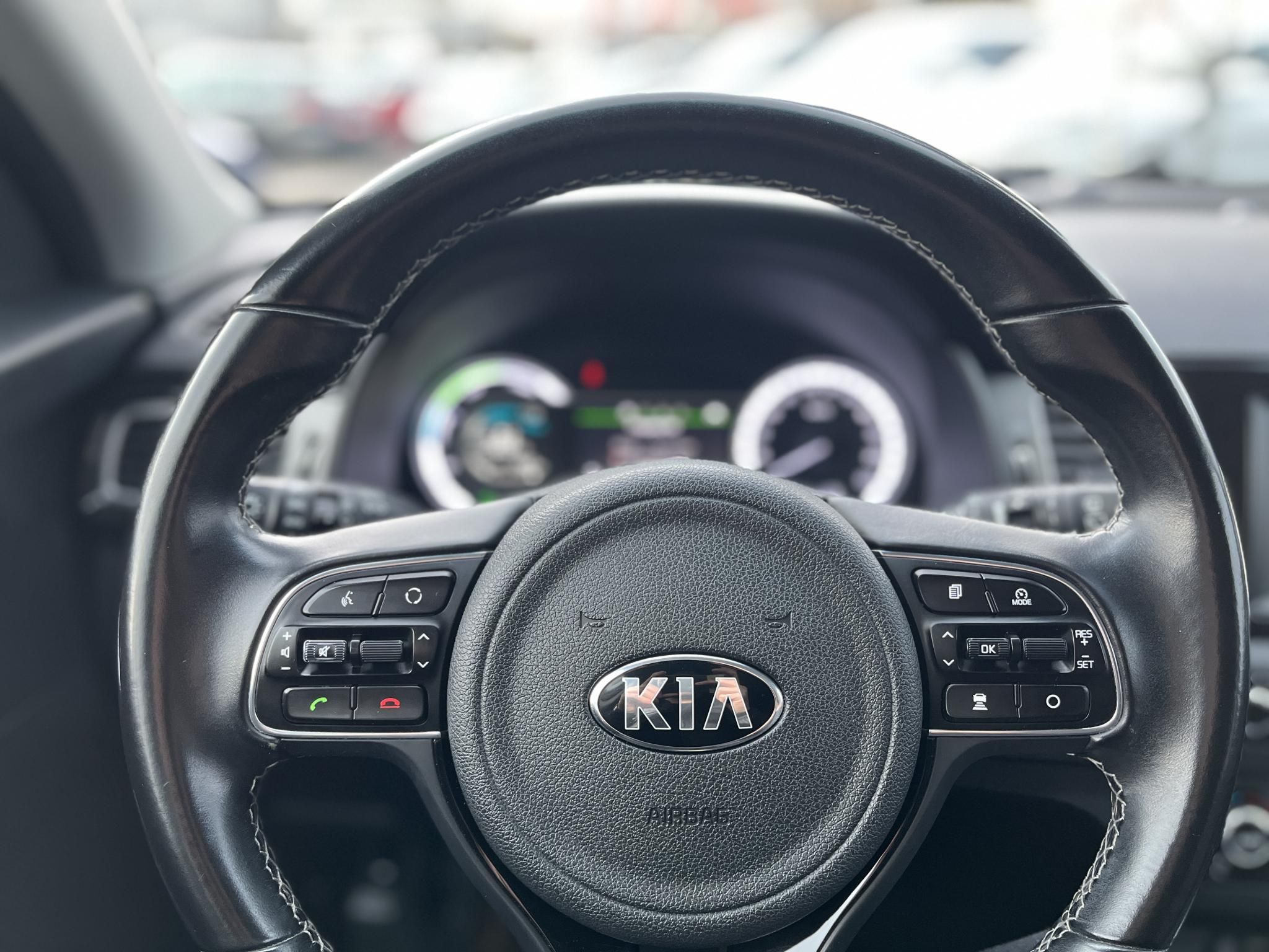 KIA NIRO PHEV 1.6 GDI LX DCT Sávtartó Carplay Tempomat Navi!