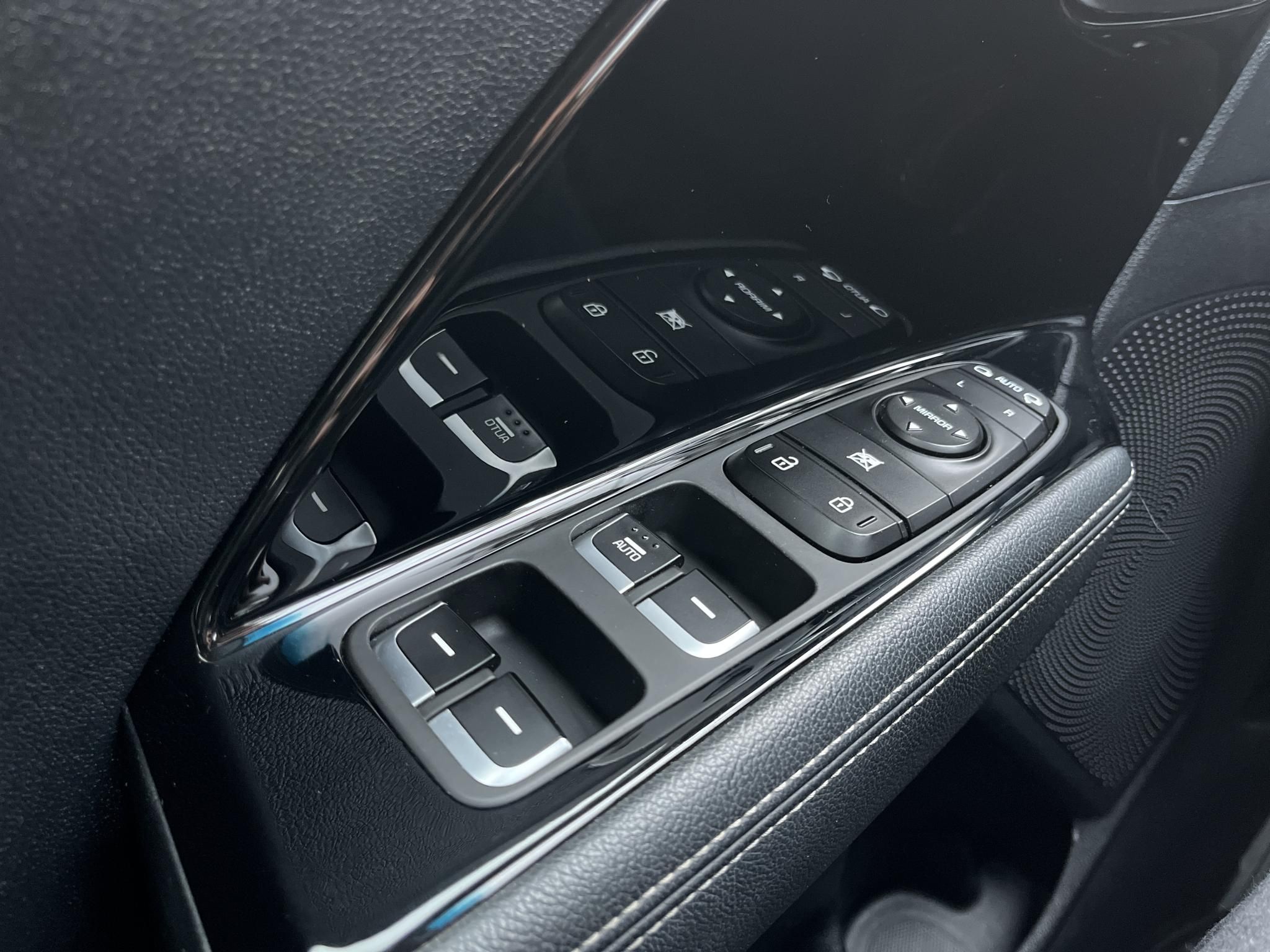 KIA NIRO PHEV 1.6 GDI LX DCT Sávtartó Carplay Tempomat Navi!