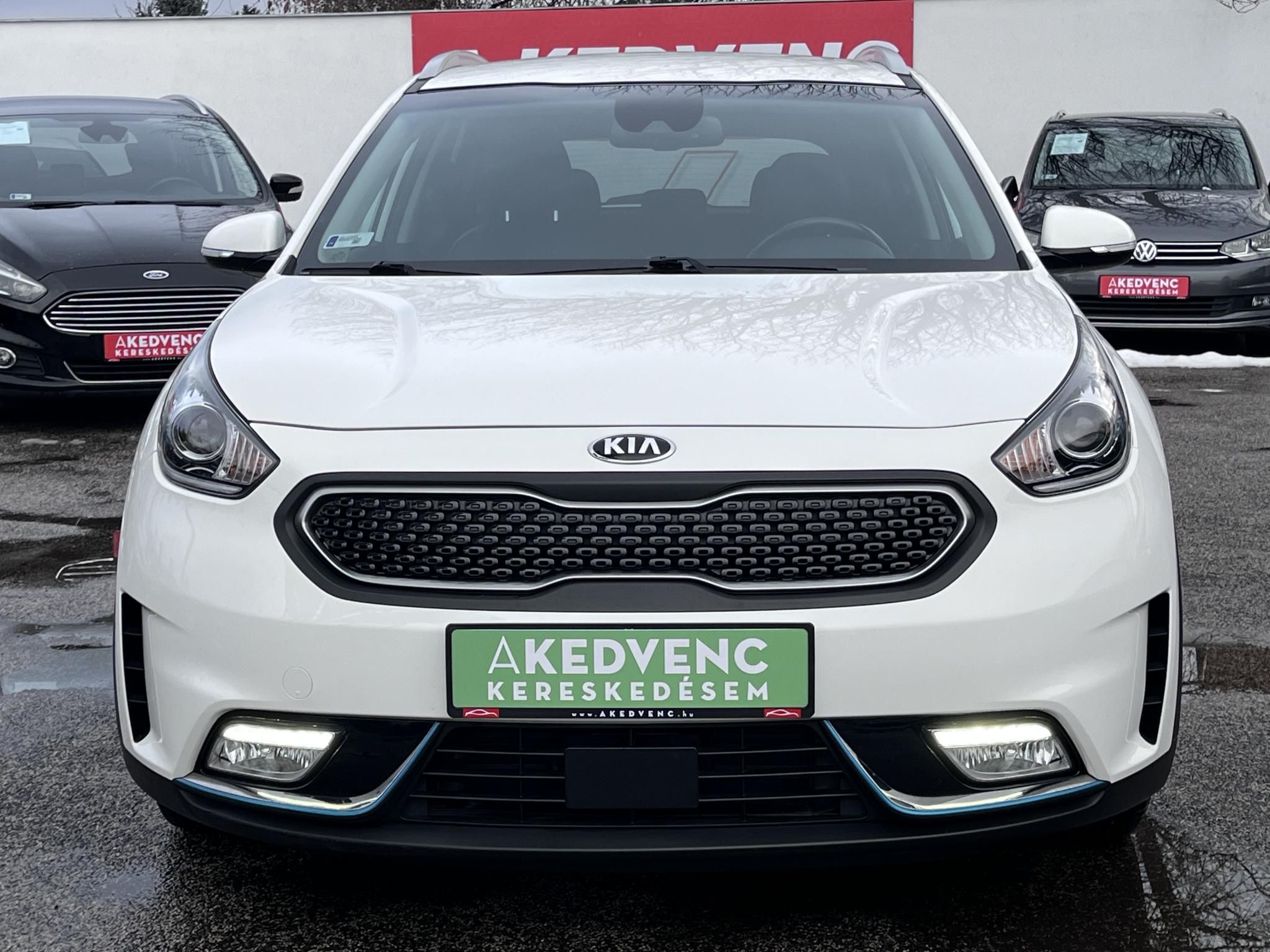 KIA NIRO PHEV 1.6 GDI LX DCT Sávtartó Carplay Tempomat Navi!