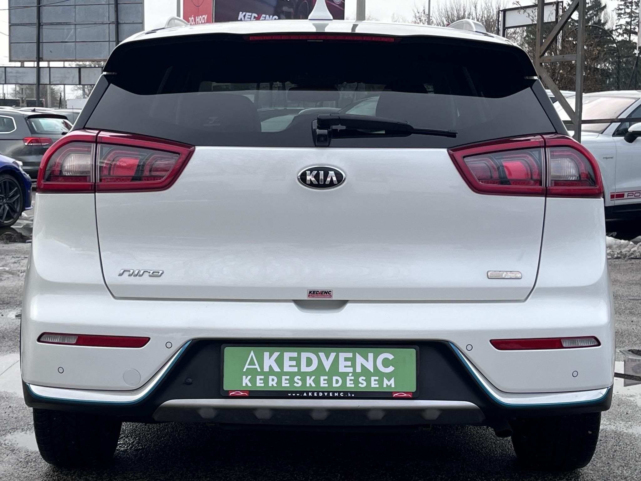 KIA NIRO PHEV 1.6 GDI LX DCT Sávtartó Carplay Tempomat Navi!