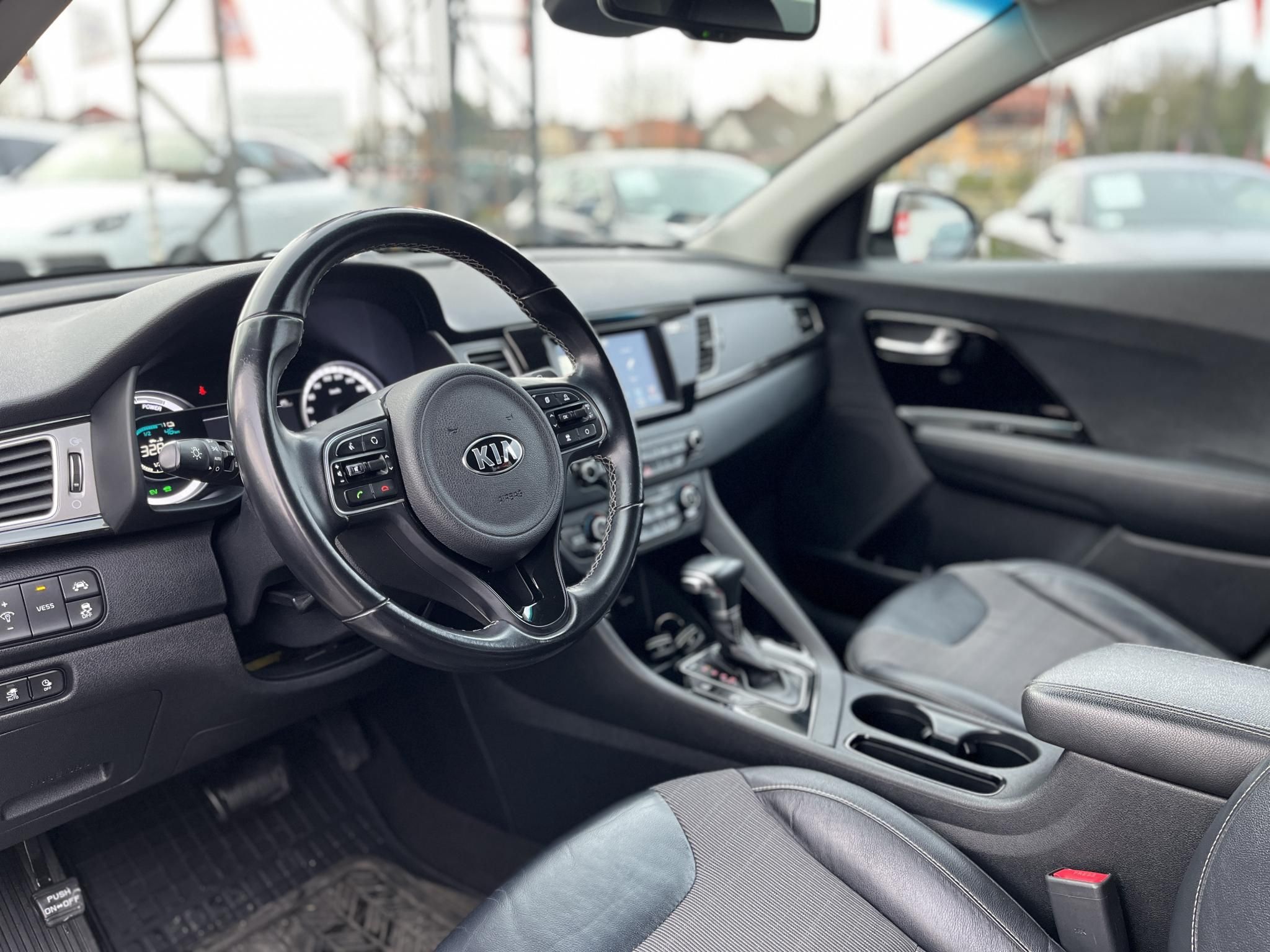 KIA NIRO PHEV 1.6 GDI LX DCT Sávtartó Carplay Tempomat Navi!