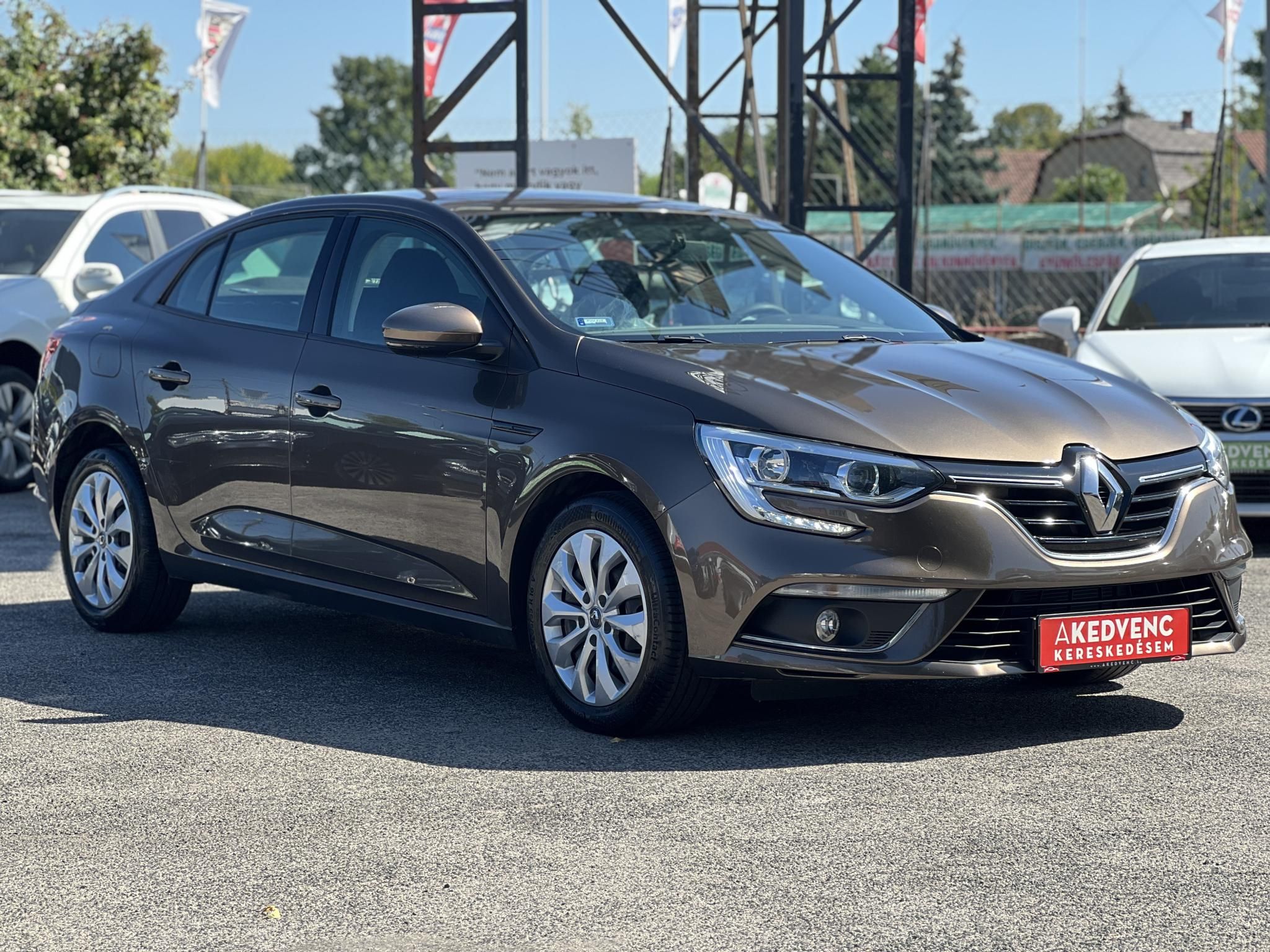 RENAULT MEGANE GrandCoupé 1.6 SCe Limited Magyarország 106e km Gyári fényezés Márkaszervizelt!