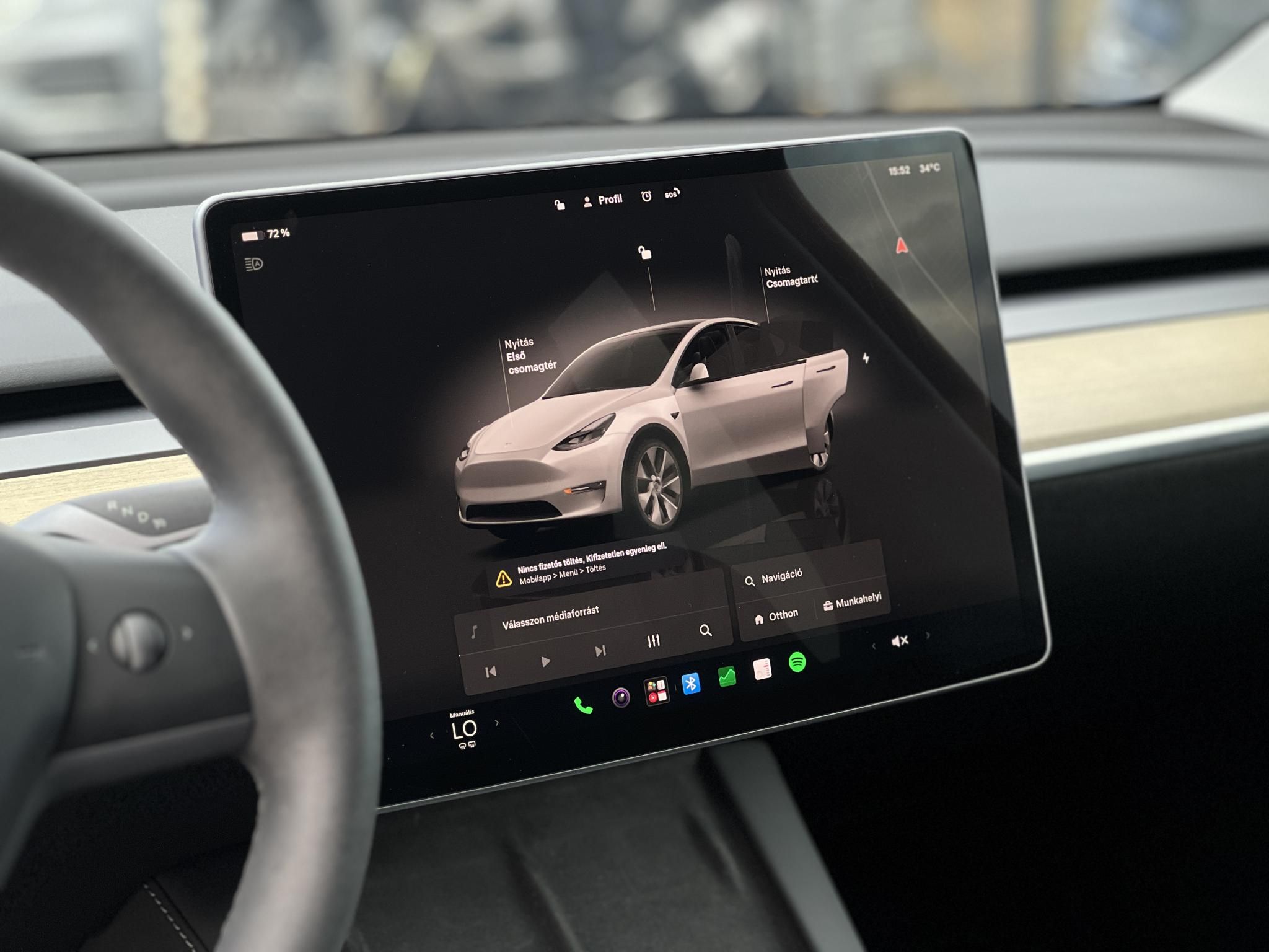 TESLA MODEL Y RWD (Automata) 87e km. Ryzen processzor. 2031-ig garanciális. téli-nyári kerékszett!