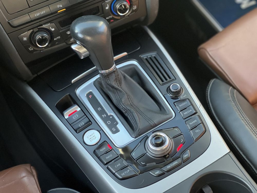 AUDI A4 ALLROAD 3.0 V6 TDI DPF quattro S-tronic Bang & Olufsen. ACC. bi-xenon. barna bőrbelső. téli-nyári kerék szett!
