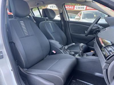 RENAULT MEGANE 1.6 Expression Magyarországi Tempomat Digitklíma 4x.elablak