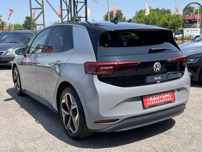 VOLKSWAGEN ID.3 58kWh Pro Performance 1 ST. 86e km. LED Carplay Ülésfűtés Kamera Navi Keyless