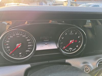 MERCEDES-BENZ E 350 e 9G-TRONIC 150e km. Bőr belső. kamera. frissen szervizelt