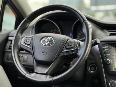 TOYOTA AVENSIS Touring Sports 2.0 D-4D Executive Magyarországi. Gyári fényezés. Végig vezetett szervizkönyv!