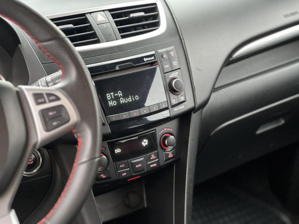 SUZUKI SWIFT 1.6 Sport