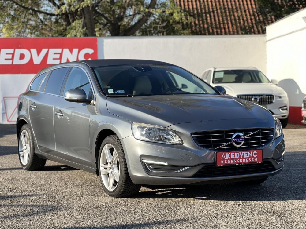 VOLVO V60 2.0 [T4] Kinetic Geartronic M.o.-i. magasan felszerelt. végig vezetett szervizkönyv!