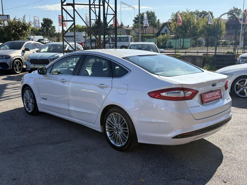 FORD MONDEO 2.0 HEV Vignale (Automata) Klíma Tempomat Bluetooth Carplay GARANCIÁLIS VÁLTÓ!