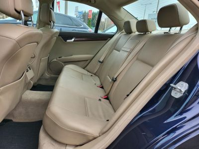 MERCEDES-BENZ C 300 Avantgarde (Automata) AMG 105e km. Tempomat Napfénytető Memória Bőr Ülésfűtés