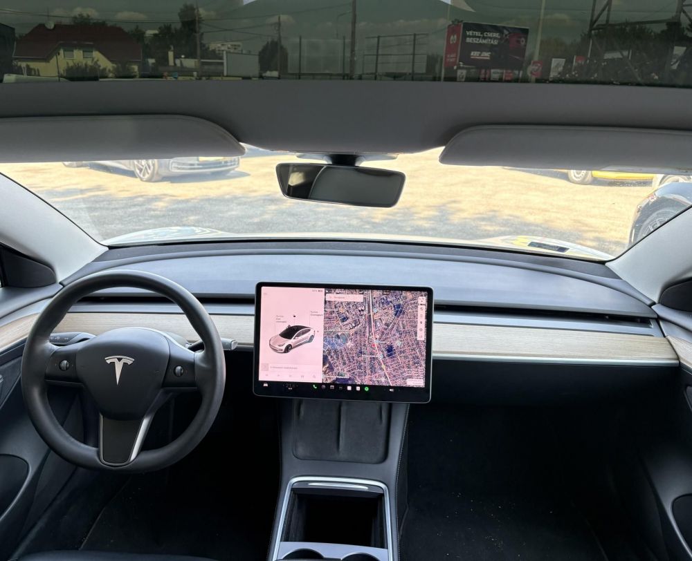 TESLA MODEL 3 Long Range AWD (Automata) 500km-es hatótáv. mátrix LED. garanciális. hőszívattyú. 4 évszakos gumik!
