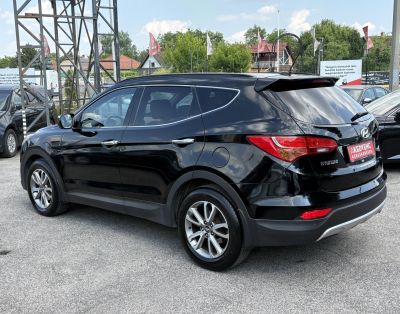 HYUNDAI SANTA FE 2.2 CRDi Premium (Automata) Klíma Tempomat Bluetooth 182e km! 4AWD Ajándék olajcsere!