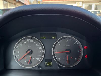 VOLVO C30 2.0 D Momentum Xenon Digitklíma Tempomat Friss Szerviz!