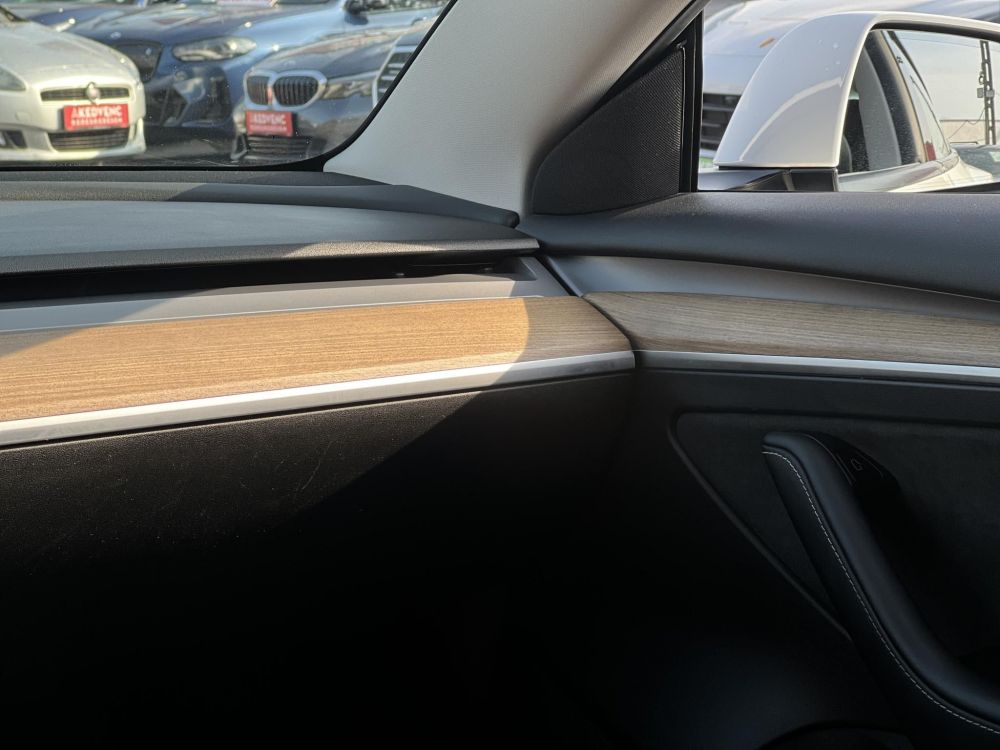 TESLA MODEL 3 Long Range AWD (Automata) Hőszivattyú. 95e km. garanciális!