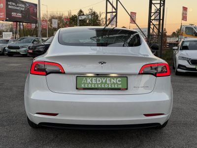 TESLA MODEL 3 Long Range AWD (Automata) 75e km. FEHÉR BELSŐ!