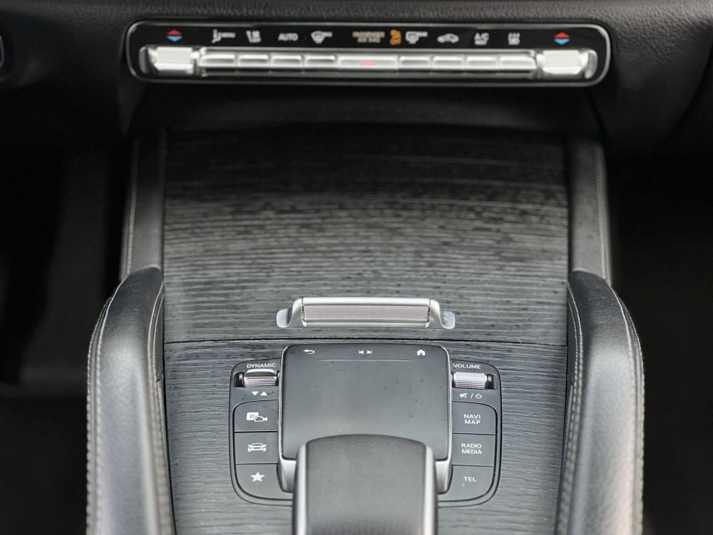 MERCEDES-BENZ GLE 350 de 4Matic 9G-TRONIC Plug-in hybrid AMG csomag. 100 km-es elektromos hatótáv. kitűnő állapot!