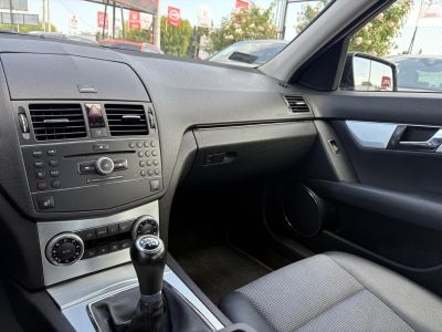 MERCEDES-BENZ C 200 Kompressor Avantgarde 183e km. Xenon Digitklíma Ülésfűtés Félbőr MEGKÍMÉLT!
