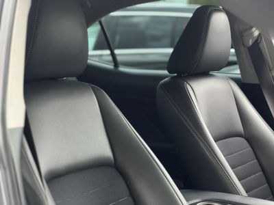LEXUS IS 300h Comfort Leather&Navigation (Automata) Hybrid garancia Márkaszervizelt! Gyári fényezés. Téli-nyári gumi garnitúra!