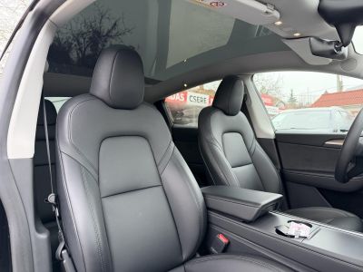TESLA MODEL Y Performance AWD (Automata) 49e km. ÁFÁS! AMD Ryzen. garanciális. premium hifi. vonóhorog!