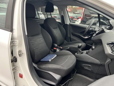 PEUGEOT 208 1.4 HDi Van Magyarországi Klíma Tempomat