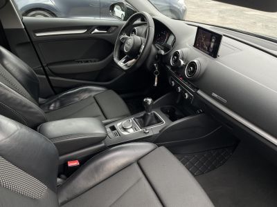 AUDI A3 Sportback 1.6 TDI Sport Friss vezérlés! Xenon Tempomat Navi Bluetooth Ülésfűtés