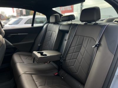 BMW I5 eDrive40 81,2kWh M-sport. Bowers & Wilkins. 626km WLTP. panorámatető. újszerű állapot!