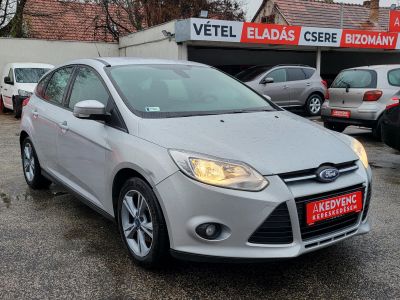 FORD FOCUS 1.6 Ti-VCT Technology M.o.-i. 1.tul. Ülésfűtés Tolatóradar Szervizelt!