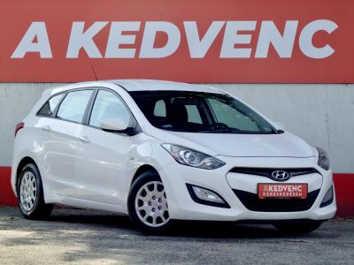 HYUNDAI I30 CW 1.4 CRDi Comfort M.o.-i. Klíma Multikormány