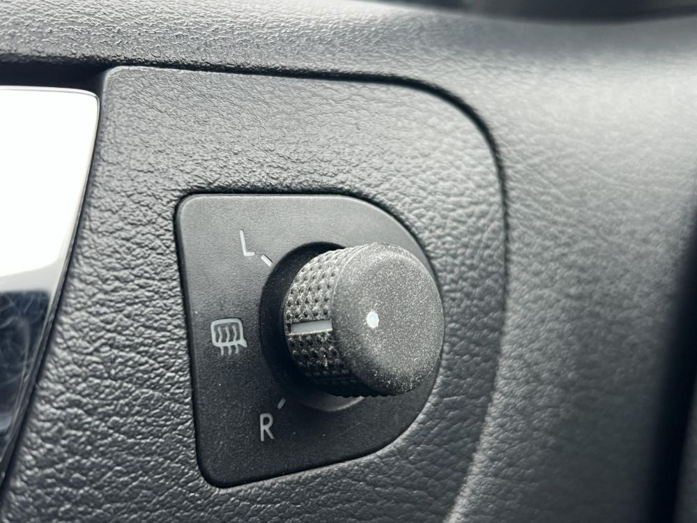 SKODA OCTAVIA Combi 1.6 Classic Klíma Vonóhororg City szervó!