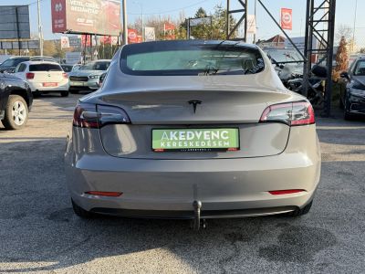 TESLA MODEL 3 Long Range AWD (Automata) FSD. FEHÉR BELSŐ. Perf BOOST. garanciális. hőszivattyú. vonóhorog!