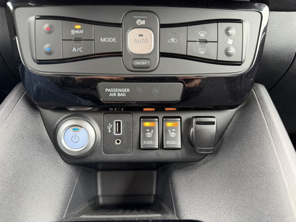 NISSAN LEAF N-Connecta e+ 62kWh (Automata) 96% akku 9e km 360 kamera ProPilot 4x ülésfűtés