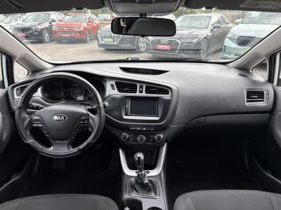 KIA CEE'D Pro1.6 CRDI EX Klíma Tempomat Bluetooth 182e km!