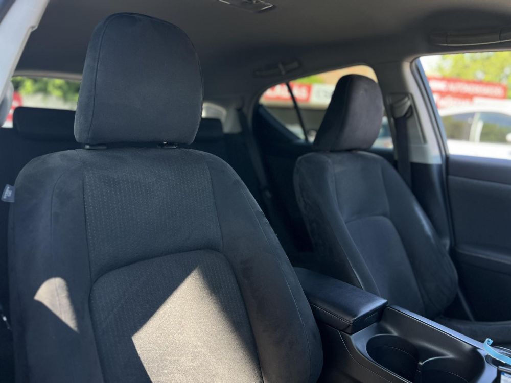 LEXUS CT 200h Comfort (Automata) Ülésfűtés. tolatókamera. szervizkönyv. 8 felni