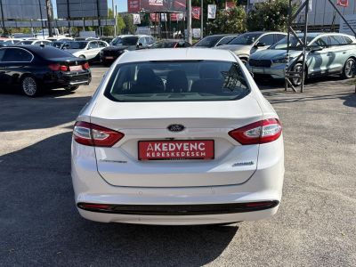 FORD MONDEO 2.0 HEV Titanium (Automata) Rendszeresen karbantartott Garanciális váltó!