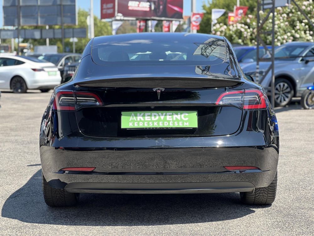 TESLA MODEL 3 Performance AWD (Automata) 106e km. mátrix LED. AMD Ryzen. hőszivattyú. garanciális!