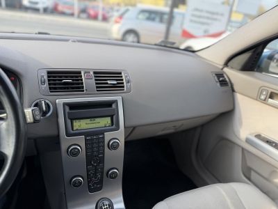 VOLVO V50 1.6 D Momentum Magyarországi. friss műszaki vizsga. vezérlés cserélve!