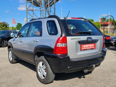 KIA SPORTAGE 2.0 LX 2WD Magyarországi Klíma Ülésfűtés Vonóhorog!