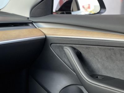 TESLA MODEL 3 Long Range AWD (Automata) 47e km. mátrix LED. hőszivattyú. AMD Ryzen. garanciális!