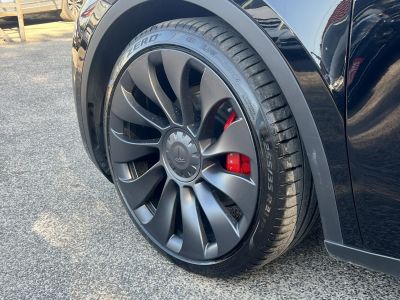 TESLA MODEL Y Performance AWD (Automata) 95e km. AMD Ryzen. hőszivattyú. mátrix LED. 2030-ig garanciális!